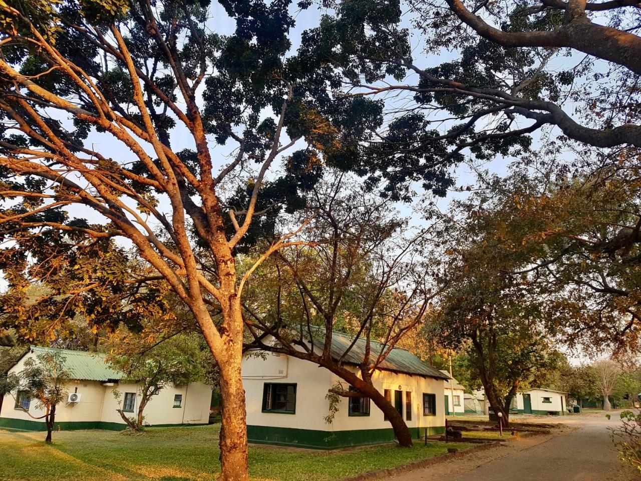 Victoria Falls Rest Camp And Lodges Exterior foto